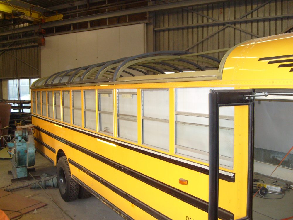 staal-contructies-schuifdak-schoolbus4